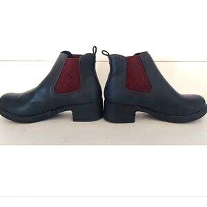 Women's Eastland Jasmine Chelsea ankle Boot Navy Blue, 6M